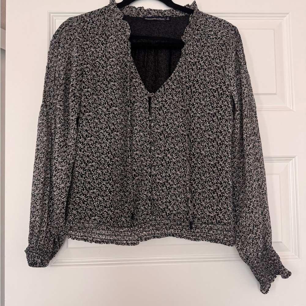 Abercrombie & Fitch Black and White Patterned Blouse